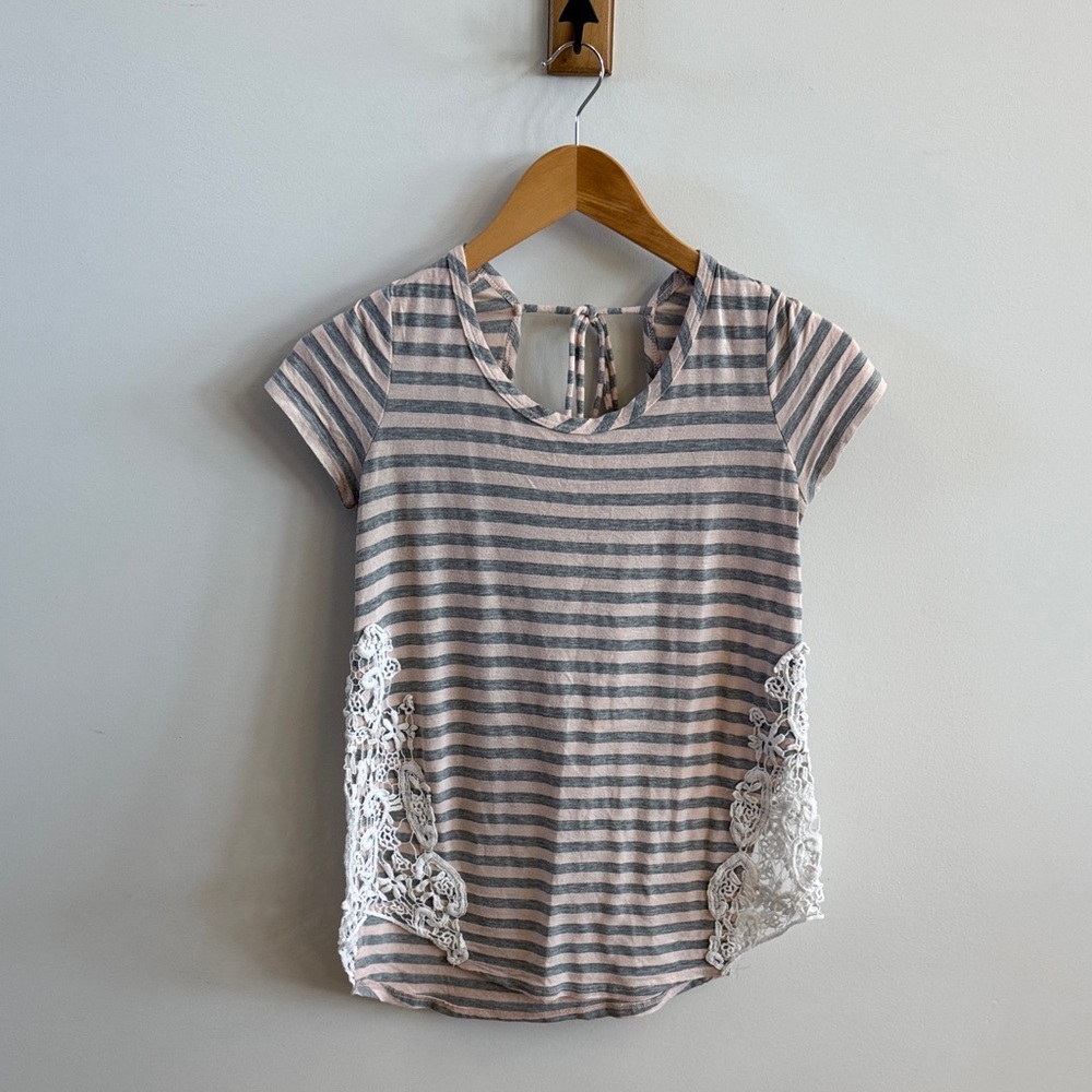 🌸 Blush & Charcoal Striped Tee with Lace Accents
Size XS